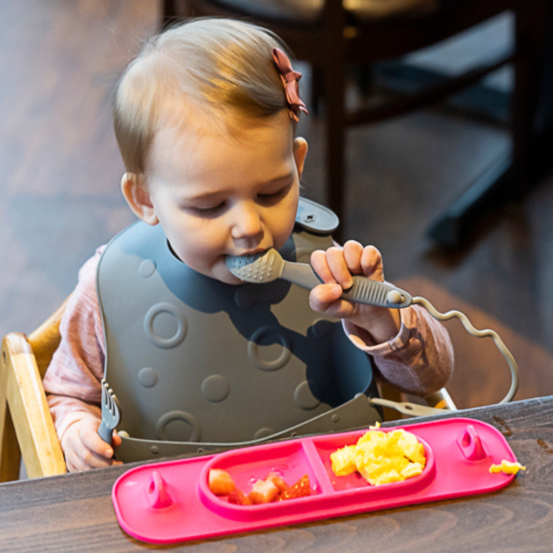 2-in-1 Teether & Training Spoon — Spearmint thumbnail 4